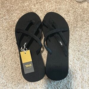 Teva Women’s W Olowahu Size 7